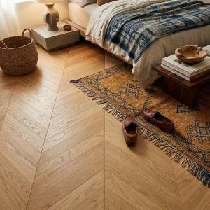 PARQUET MASSELLO SPINA FRANCESE - ROVERE FINALE LIGURE - TAGLIO 45° - OLIO CERA-5